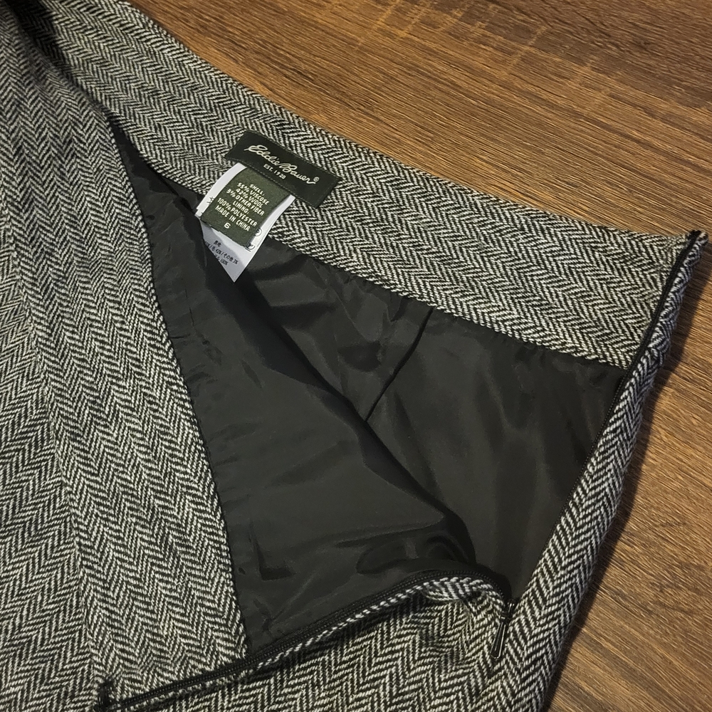 Eddie Bauer Black and Gray Asymmetrical Skirt